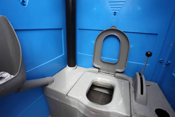 Portable Toilets for Disaster Relief Sites in Mayflower Village, CA